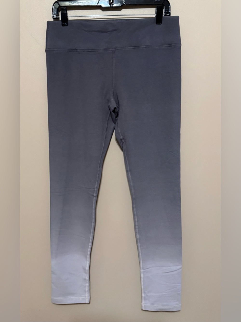 NWOT 90 Degree By Reflex Ombre Gray Leggings w/defect